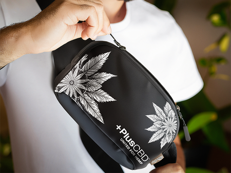 CV Sling bag lifestyle